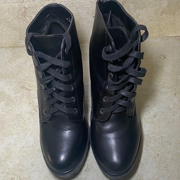 Black Platform Combat Boots Chunky Heel Lug Sole Lace Up Ankle Booties - Picture 3 of 9